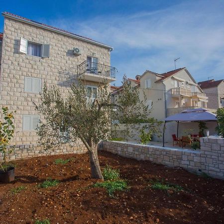 Apartments With A Parking Space Sutivan, Brac - 752 Luaran gambar