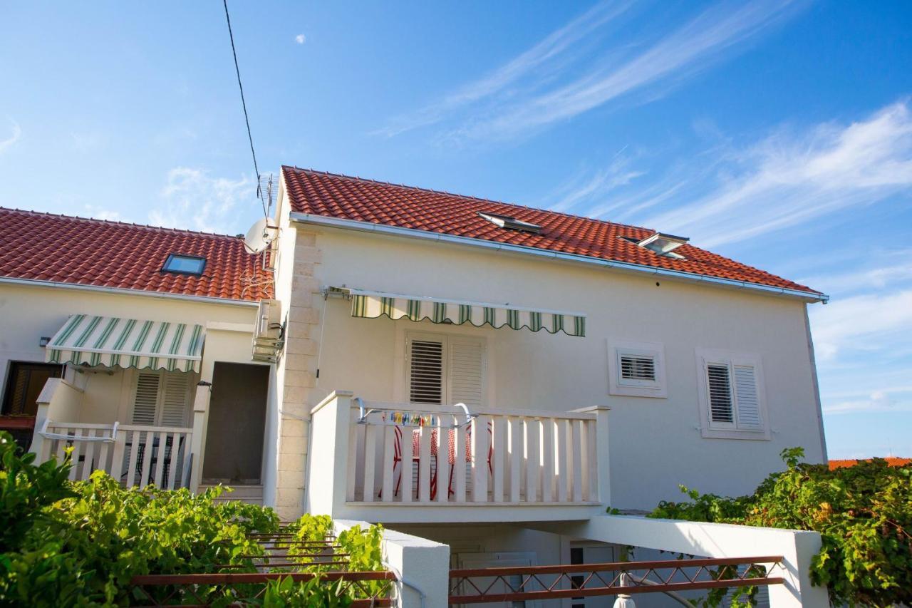 Apartments With A Parking Space Sutivan, Brac - 752 Luaran gambar