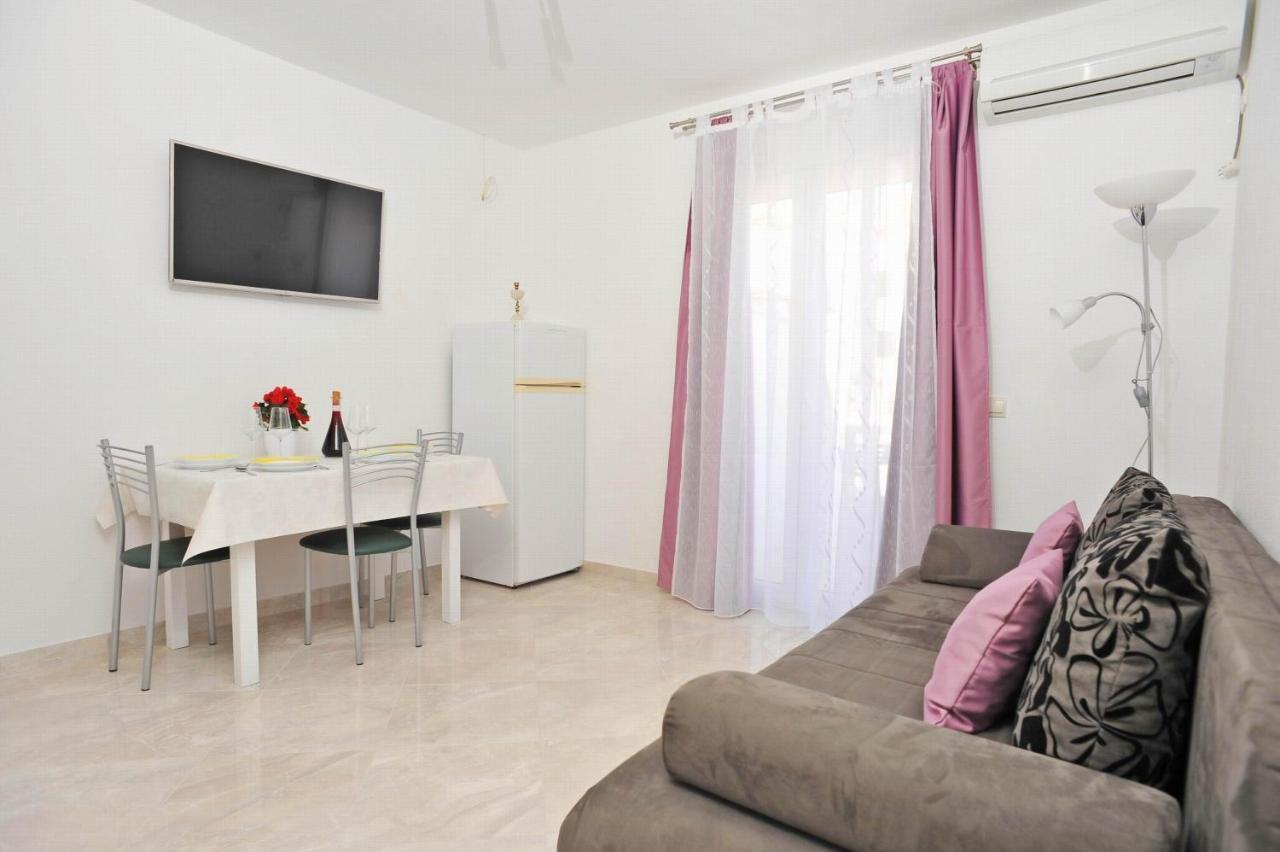Apartments With A Parking Space Sutivan, Brac - 752 Luaran gambar
