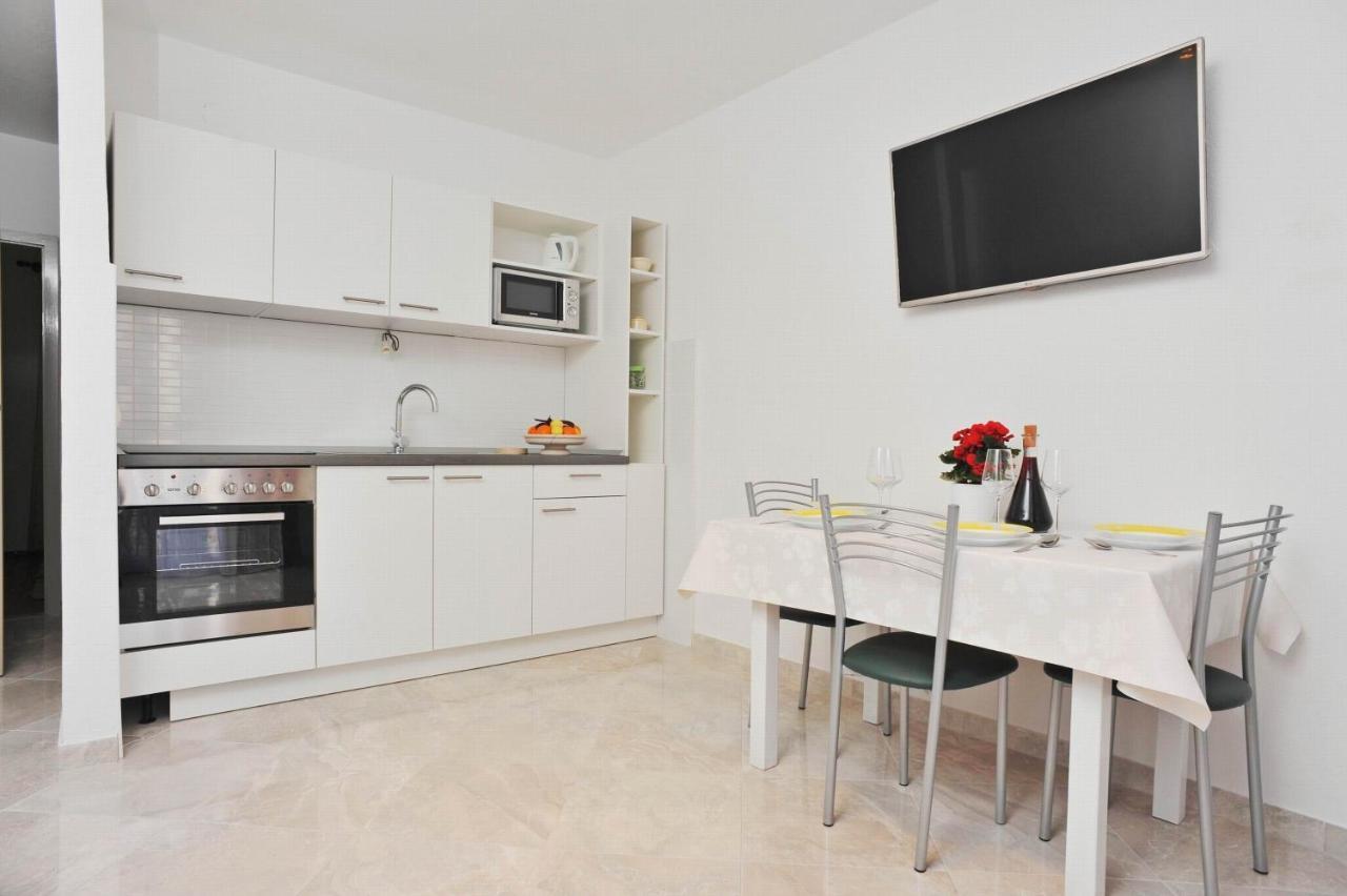 Apartments With A Parking Space Sutivan, Brac - 752 Luaran gambar