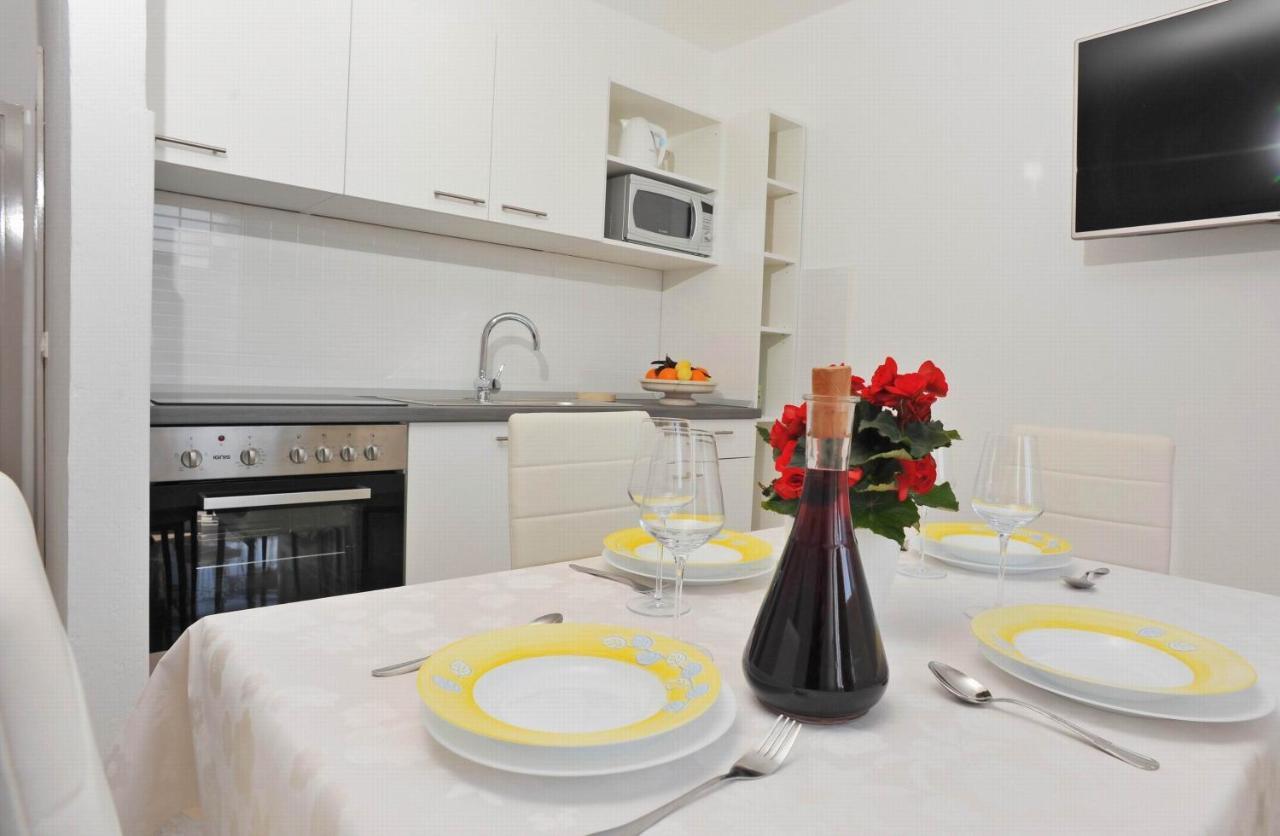 Apartments With A Parking Space Sutivan, Brac - 752 Luaran gambar