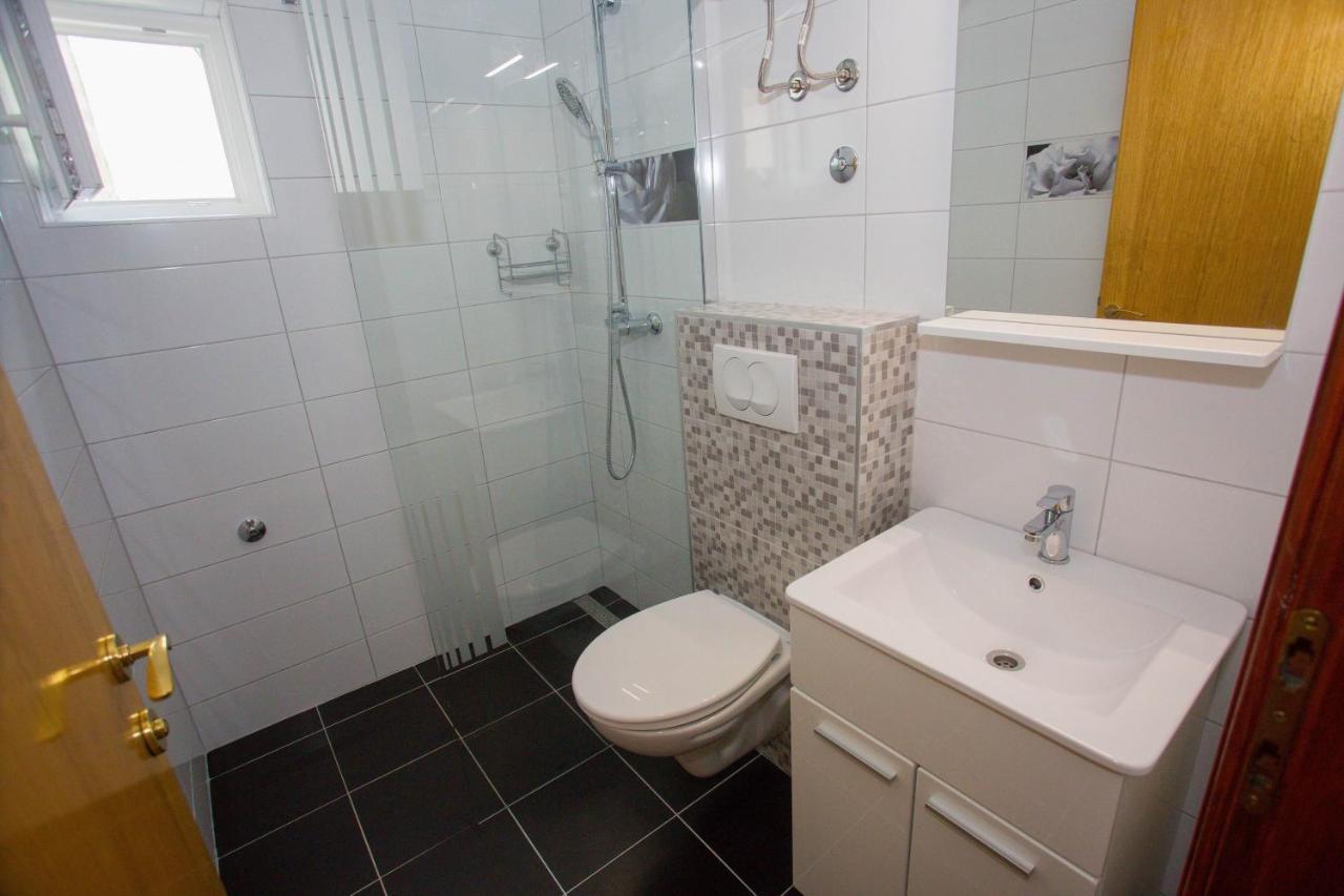 Apartments With A Parking Space Sutivan, Brac - 752 Luaran gambar